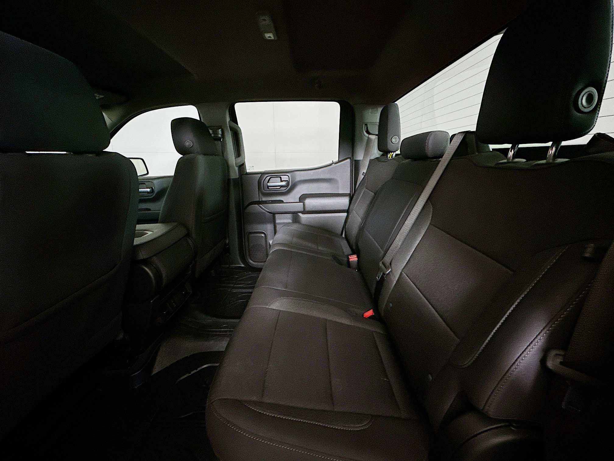 Used 2025 Chevrolet Silverado 1500 Custom image 27