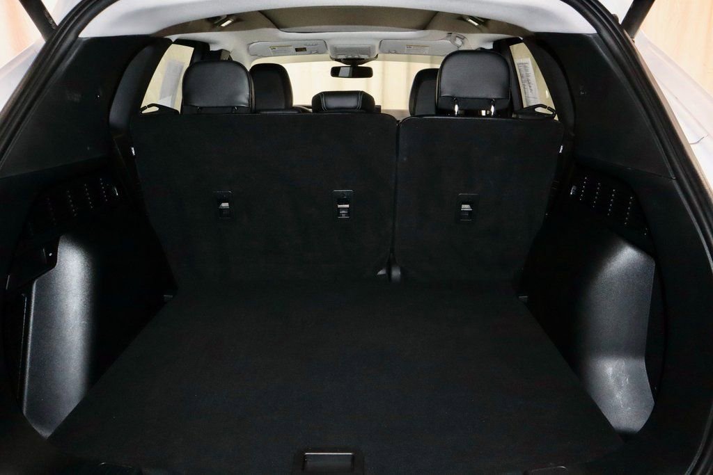 Certified 2024 Ford Escape SE w/ PHEV Premium Package image 14
