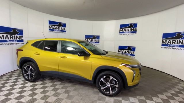 Used 2024 Chevrolet Trax RS w/ Driver Confidence Package image 3