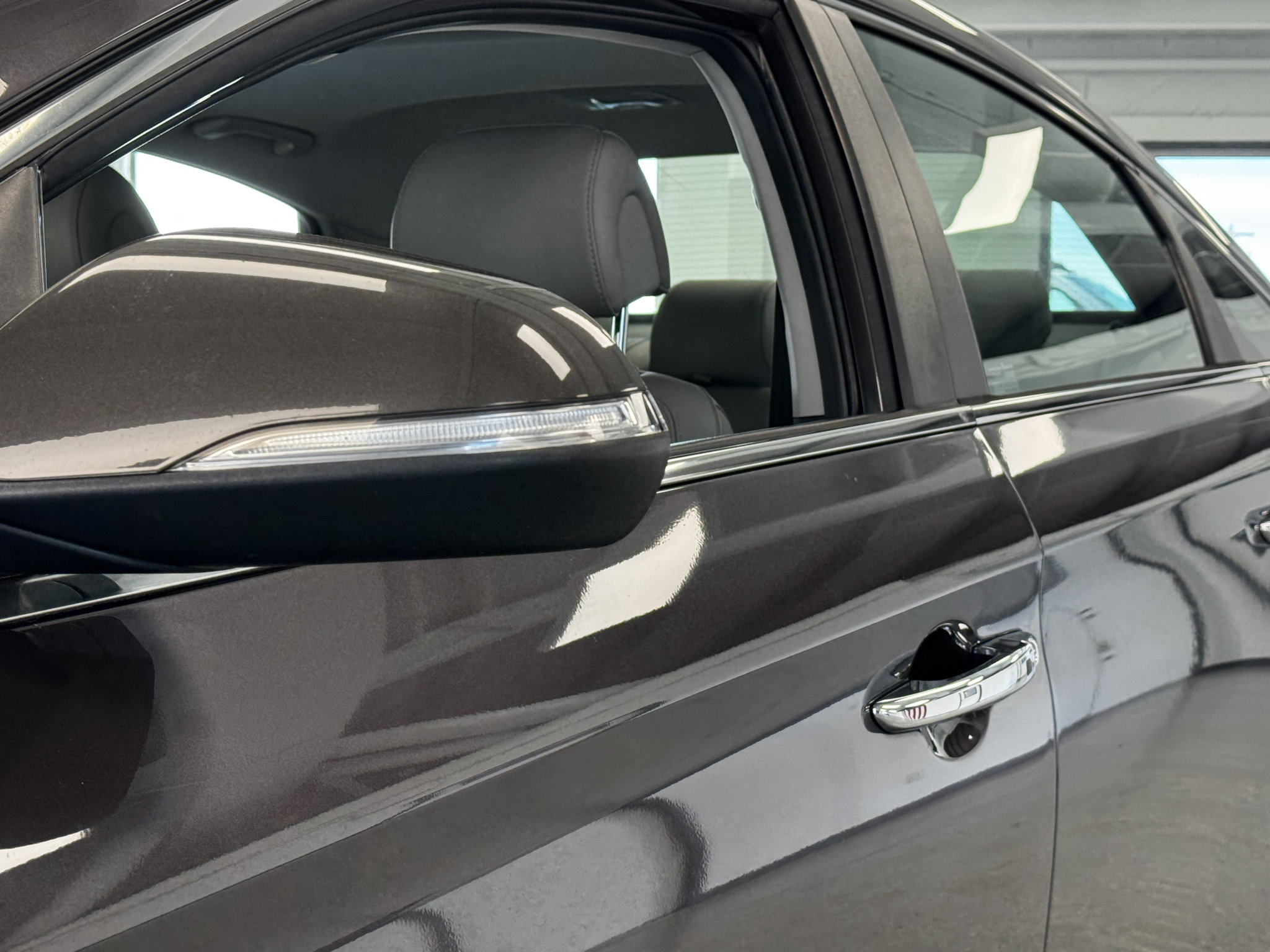 Used 2017 Hyundai Sonata Sport w/ Value Edition Package 02 FWD image 12
