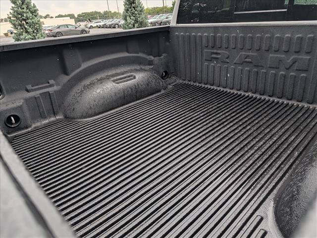 Used 2022 RAM 1500 Laramie AWD/4WD image 21
