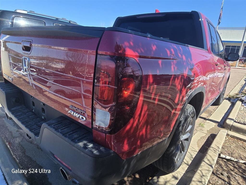 Used 2023 Honda Ridgeline Sport image 11