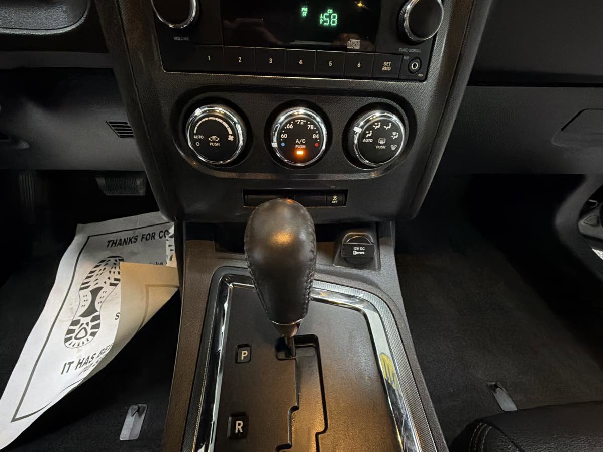 Used 2011 Dodge Challenger RWD image 20
