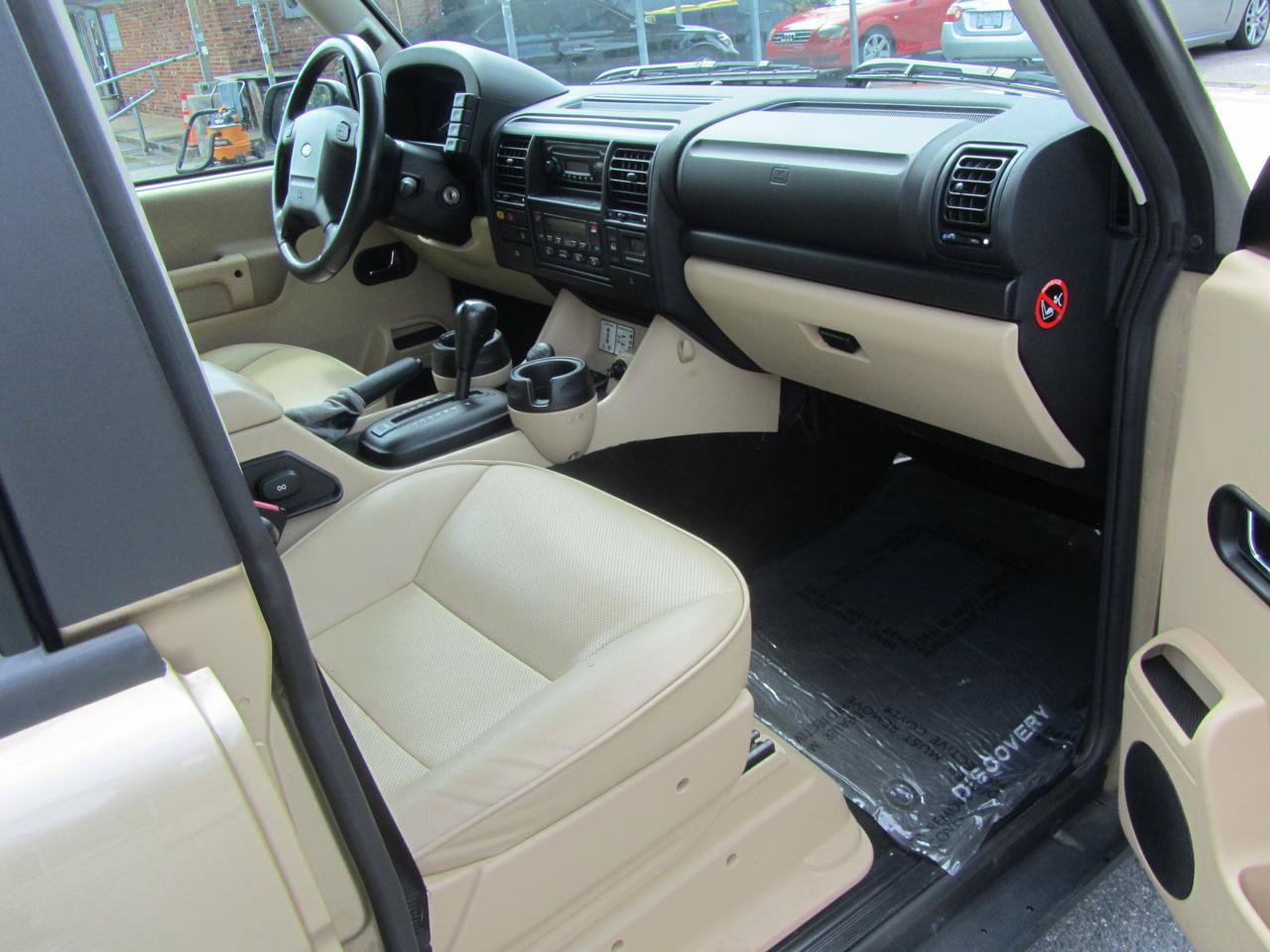 Used 2004 Land Rover Discovery S7 AWD/4WD image 21
