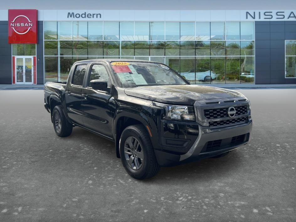 Certified 2025 Nissan Frontier SV image 3