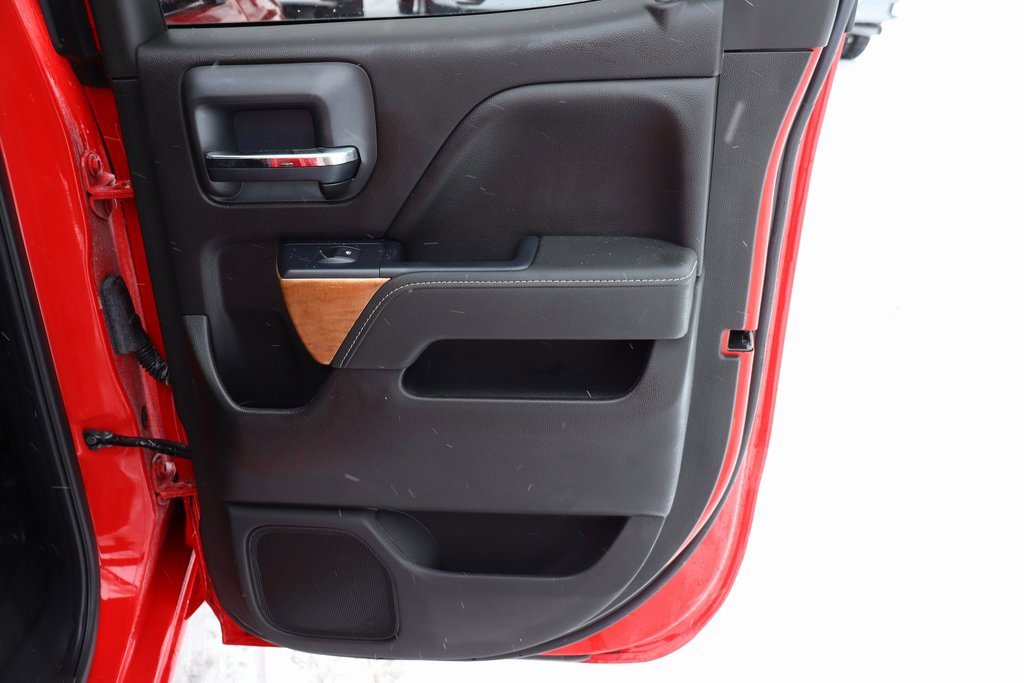 Used 2018 Chevrolet Silverado 1500 LTZ image 24