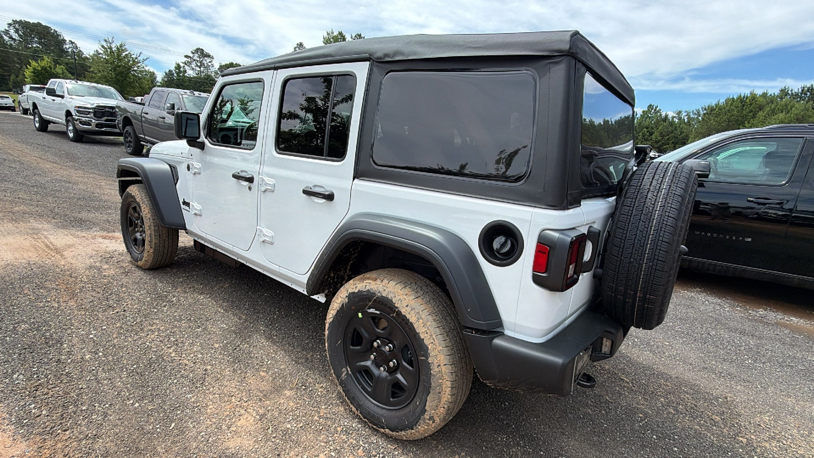 New 2026 Jeep Wrangler Unlimited Sport AWD/4WD image 10