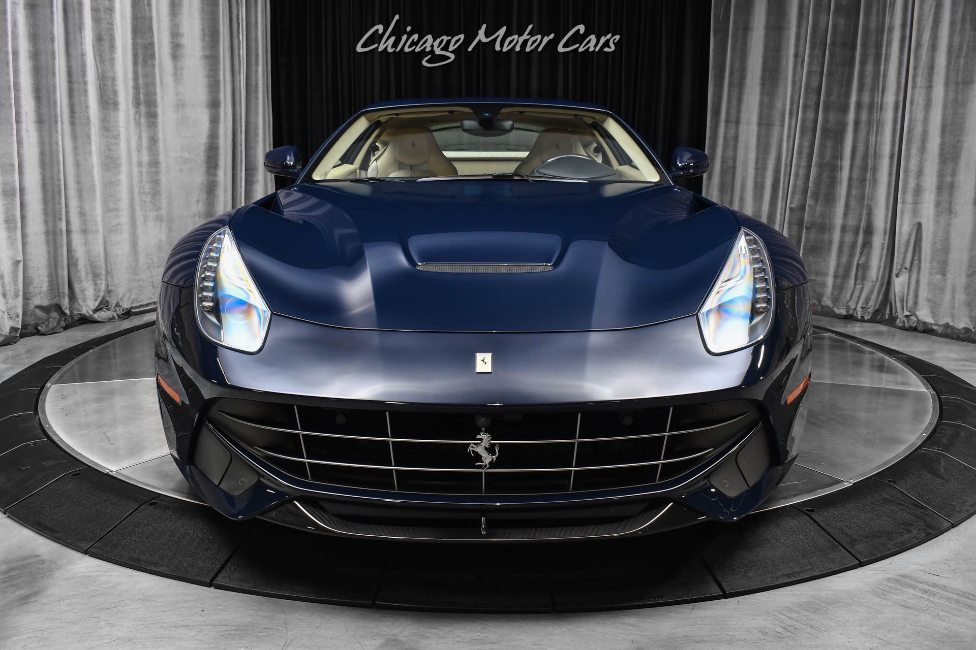 Used 2015 Ferrari F12 Berlinetta RWD image 7