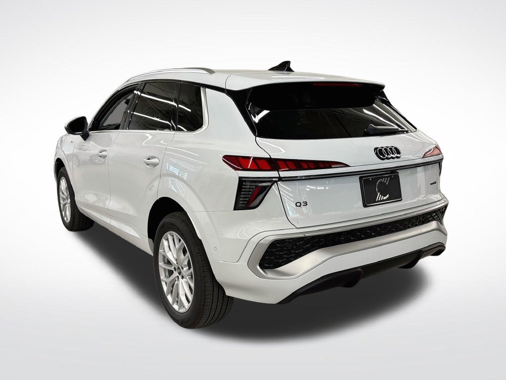 New 2026 Audi Q3 quattro 2.0T AWD/4WD image 3