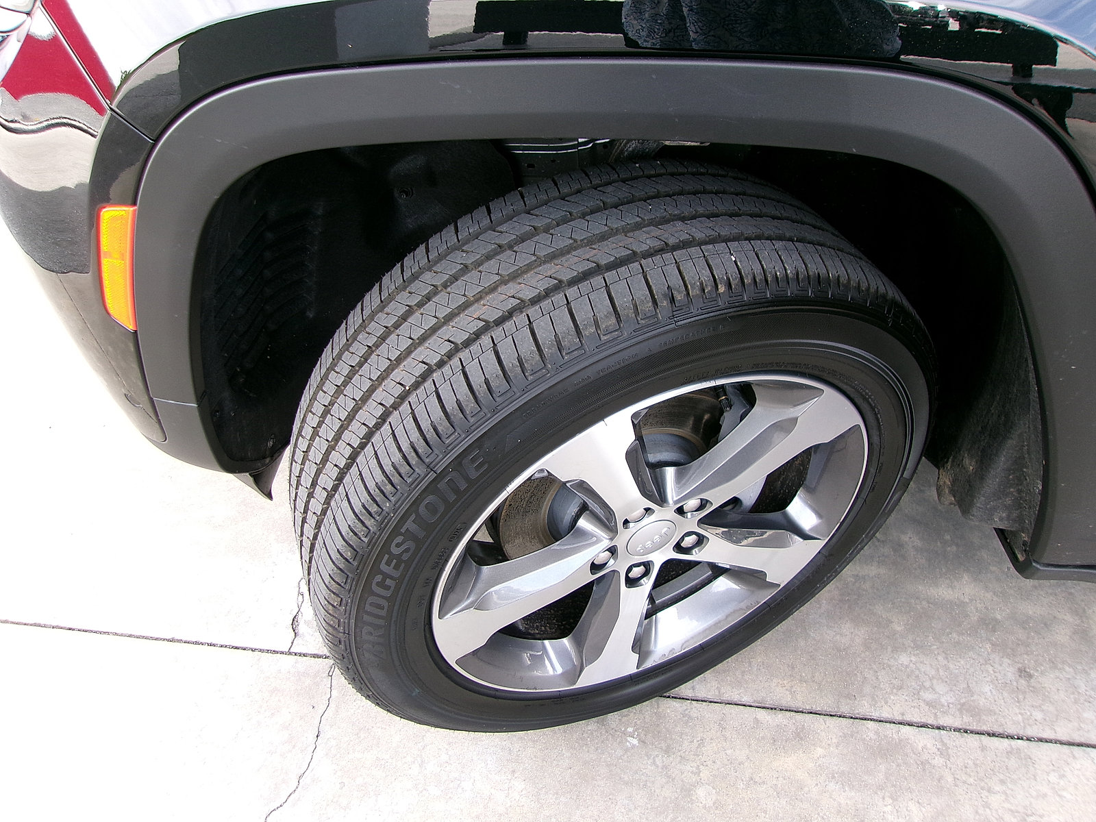 New 2026 Jeep Grand Cherokee Limited AWD/4WD image 7