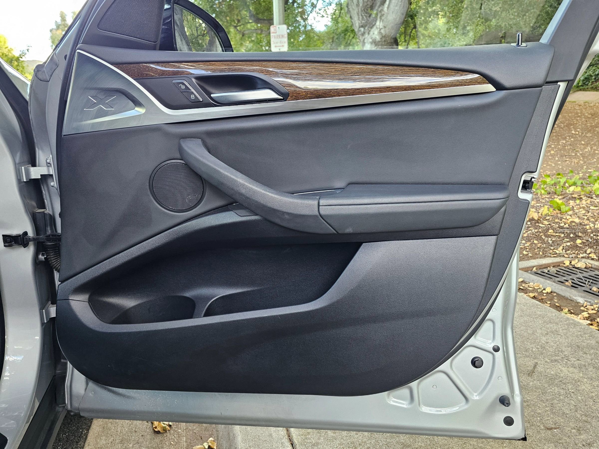 Used 2019 BMW X3 sDrive30i w/ Driving Assistance Package image 29