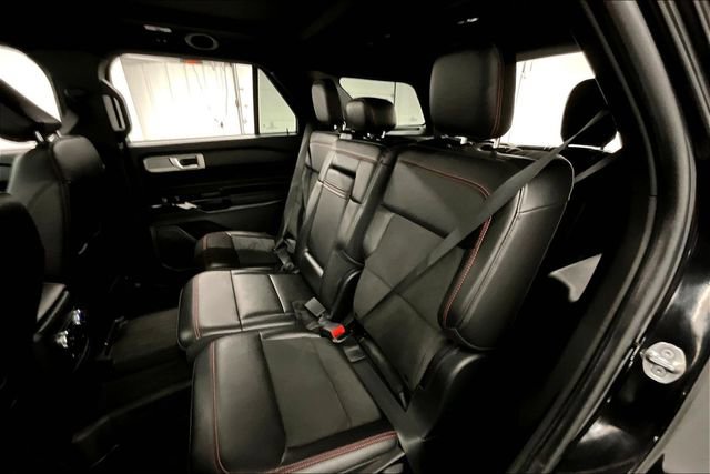 Used 2023 Ford Explorer ST-Line w/ Class IV Trailer Tow Package image 25