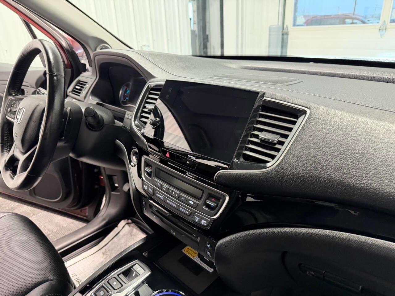 Used 2019 Honda Pilot Touring image 30