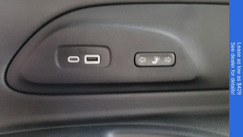 New 2026 Chrysler Pacifica Pinnacle image 40