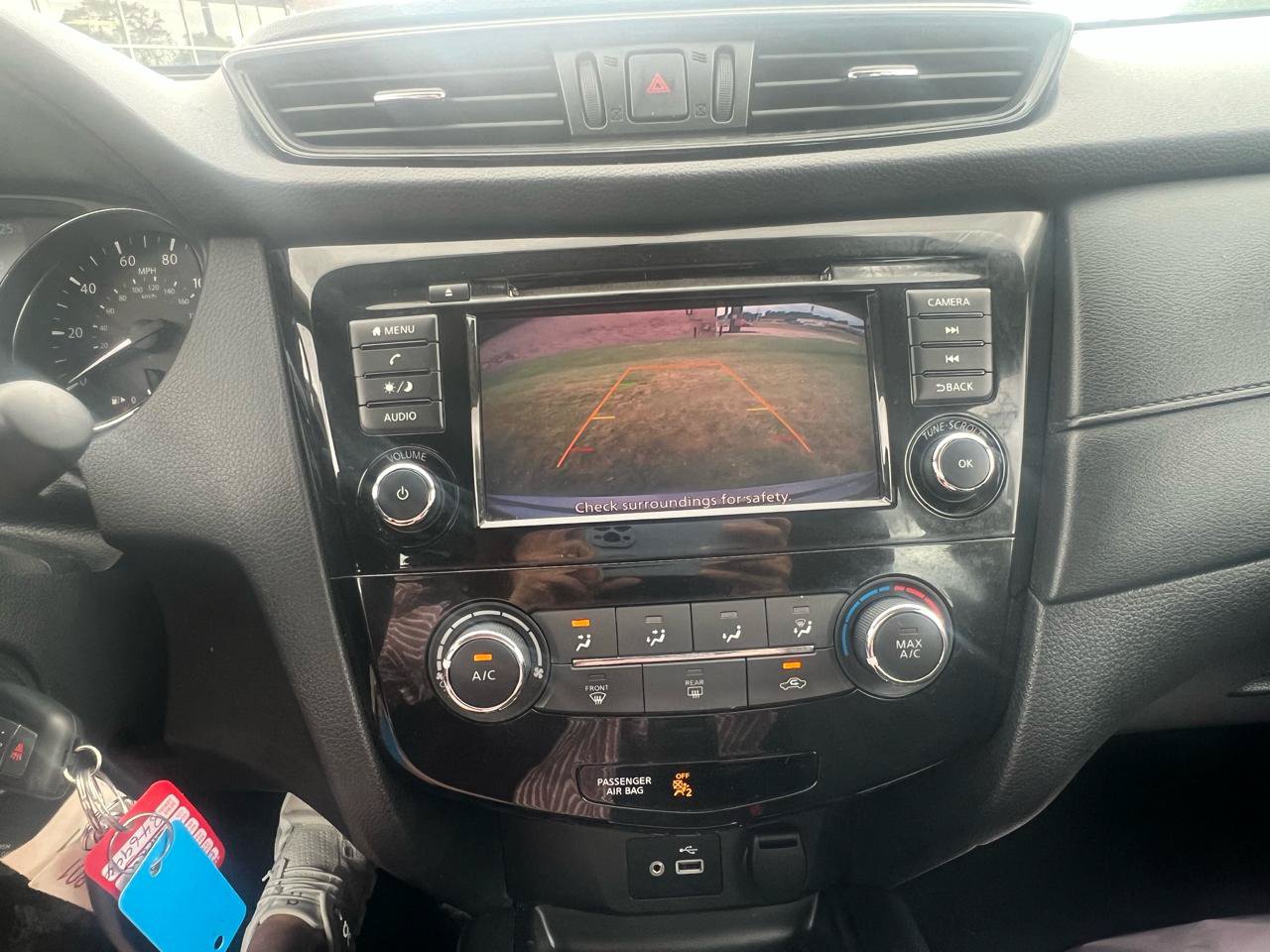 Used 2018 Nissan Rogue S FWD image 10