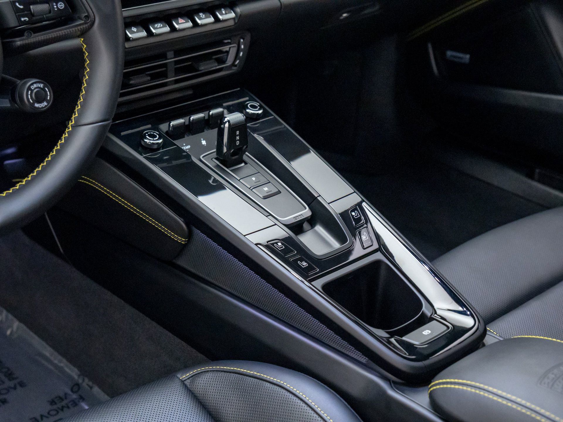 Certified 2024 Porsche 911 Carrera T image 13