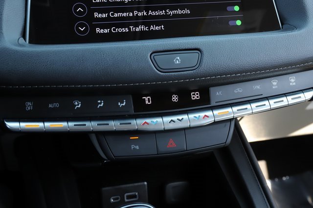 Used 2022 Cadillac XT4 Premium Luxury w/ Safety Alert Package image 33