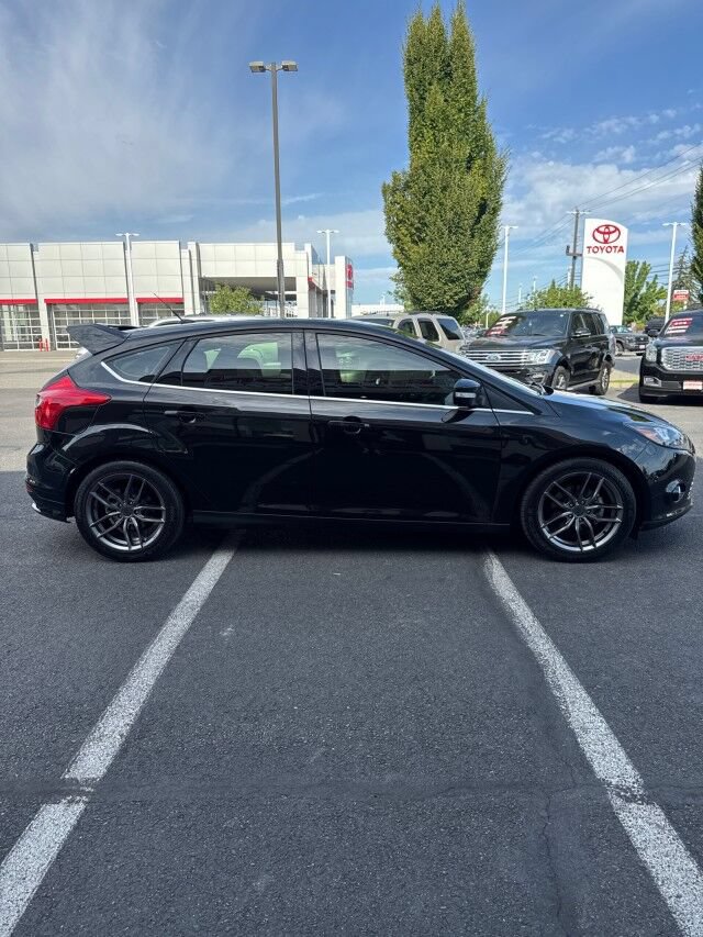 Used 2014 Ford Focus Titanium FWD image 5