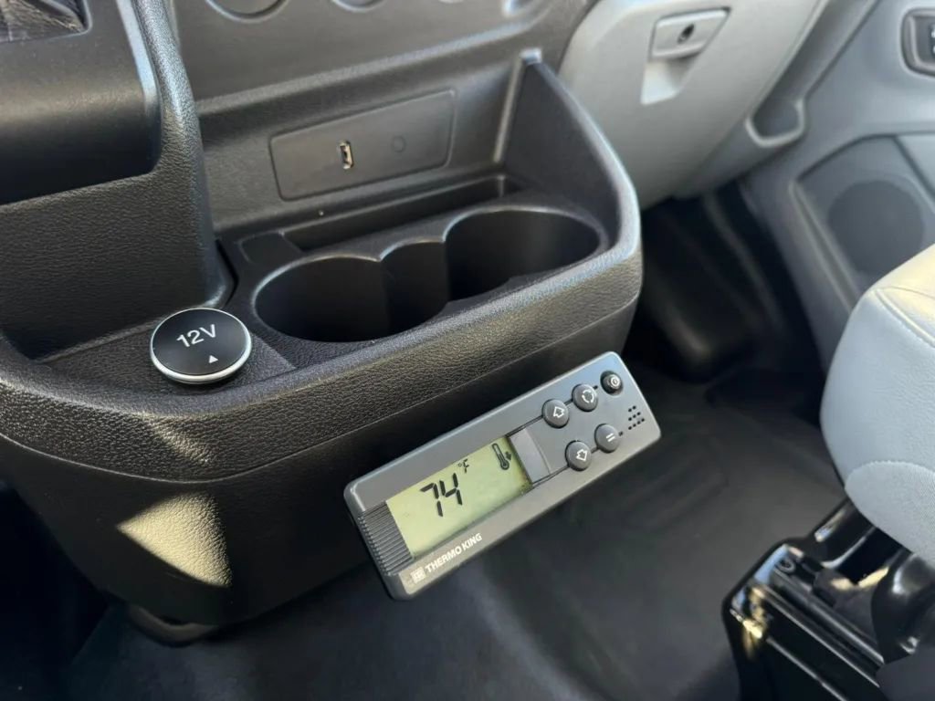 Used 2019 Ford Transit 250 148 Medium Roof image 21