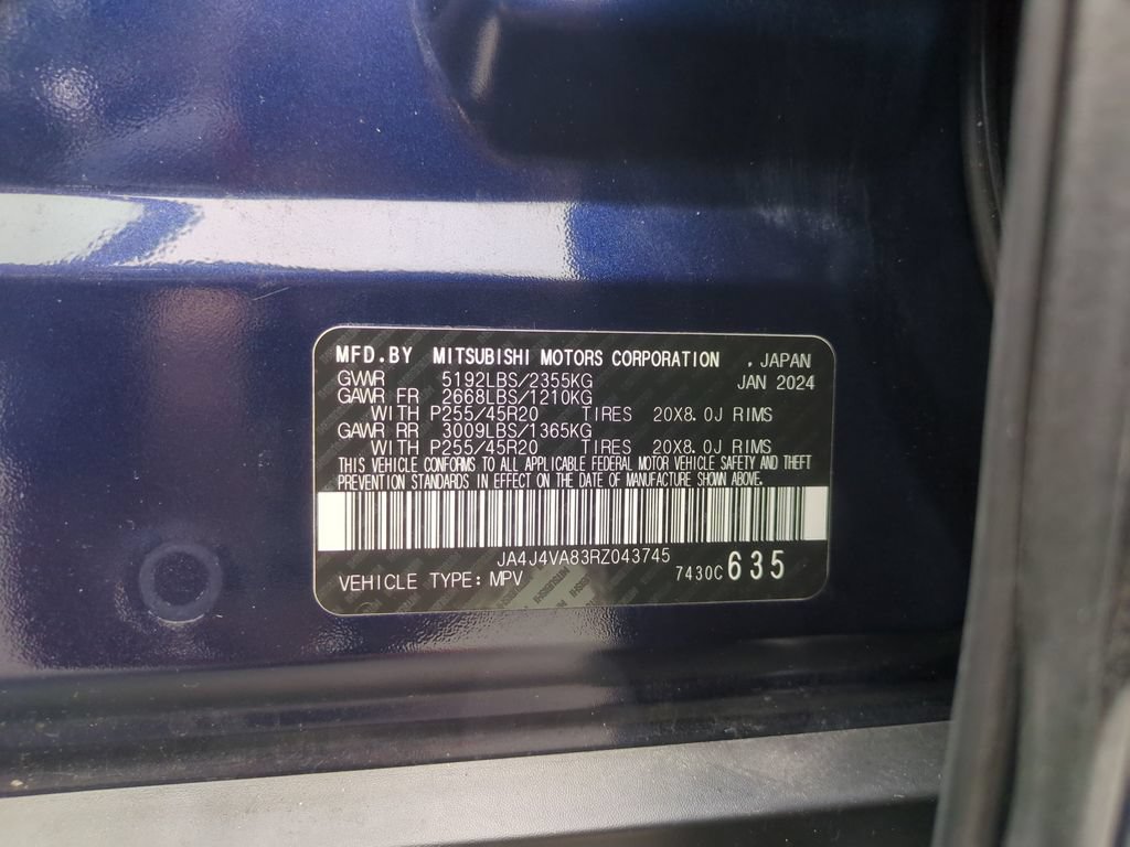 Used 2024 Mitsubishi Outlander AWD image 23