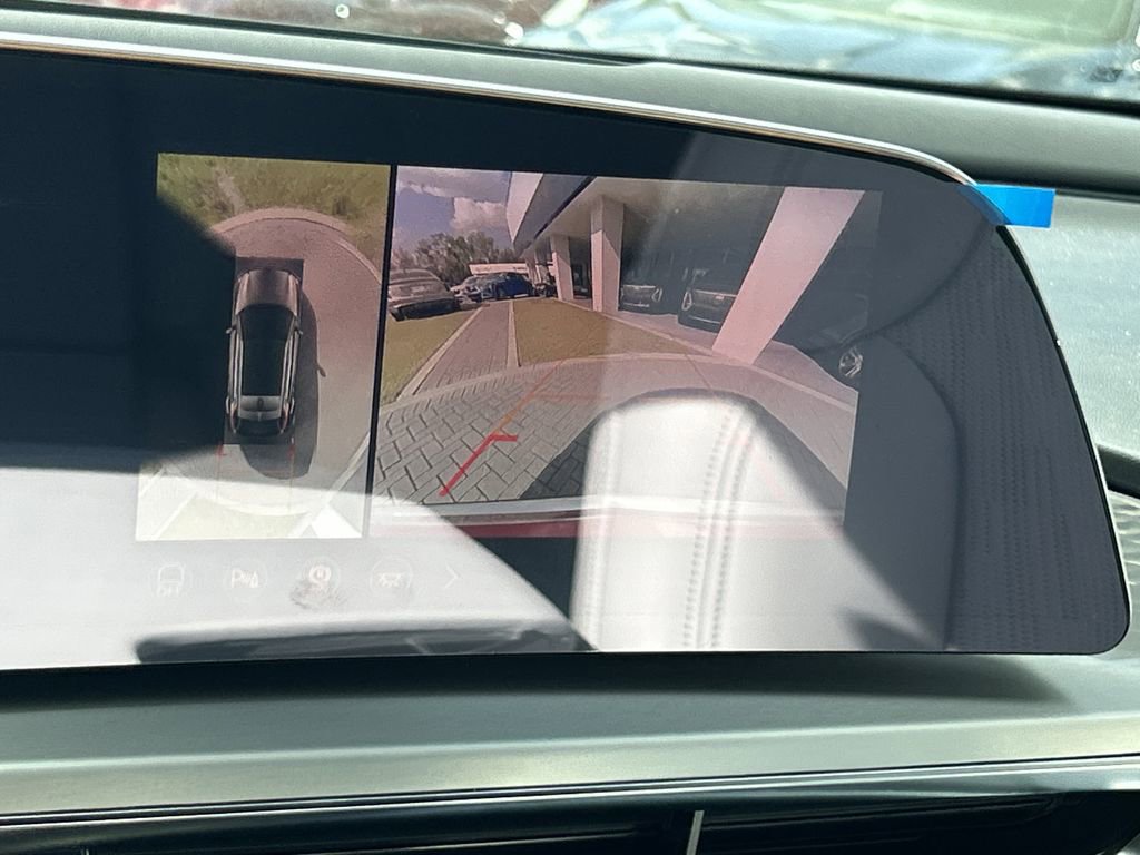 New 2026 Cadillac Lyriq Signature Luxury image 23