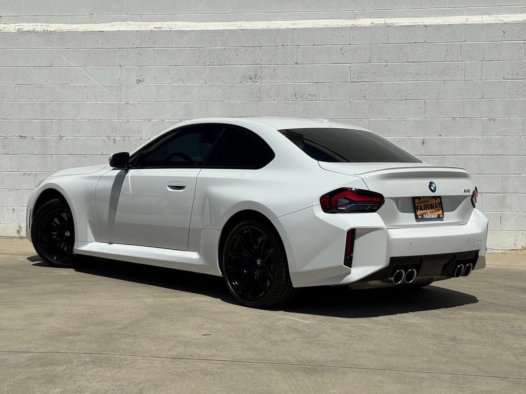 Used 2024 BMW M2 RWD image 7