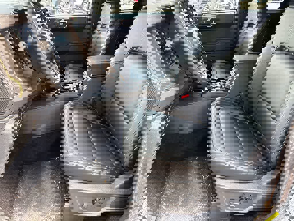 New 2025 Ford Bronco Badlands image 10