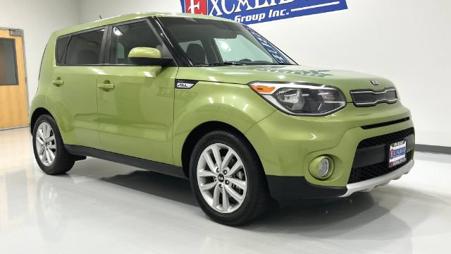 Used 2018 Kia Soul + FWD image 12