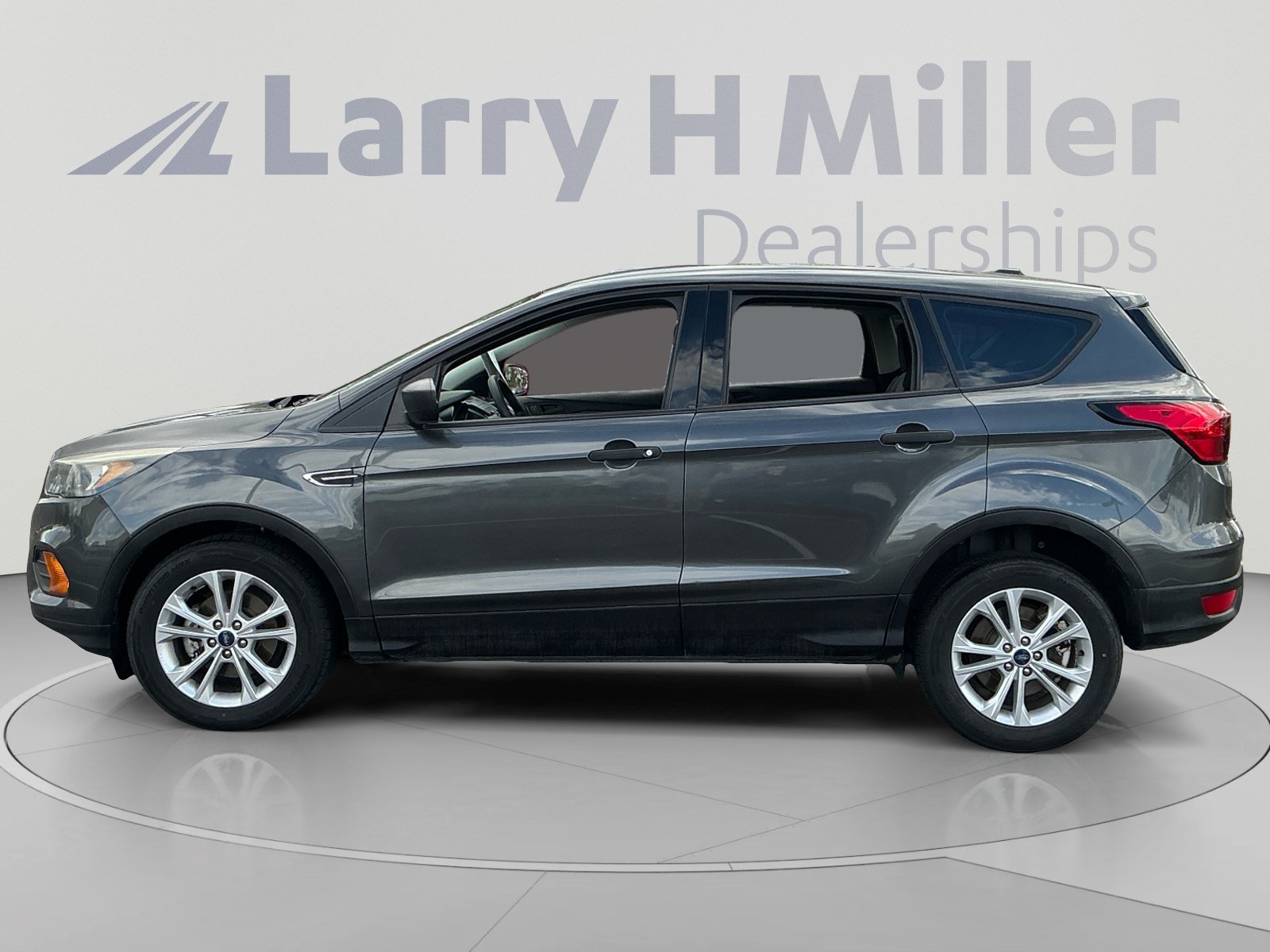 Used 2019 Ford Escape S FWD image 2