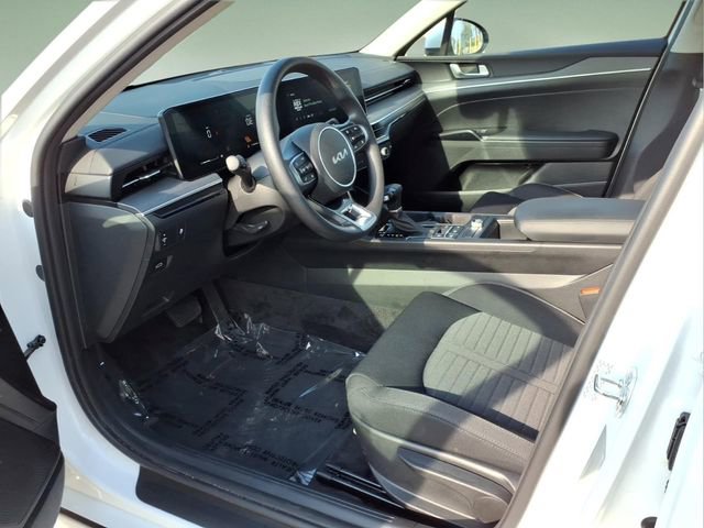 Used 2025 Kia K5 LXS FWD image 11