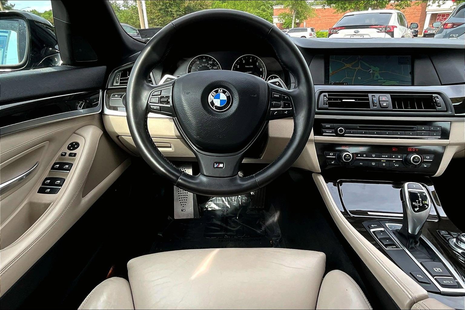 Used 2012 BMW 528i Sedan RWD image 5