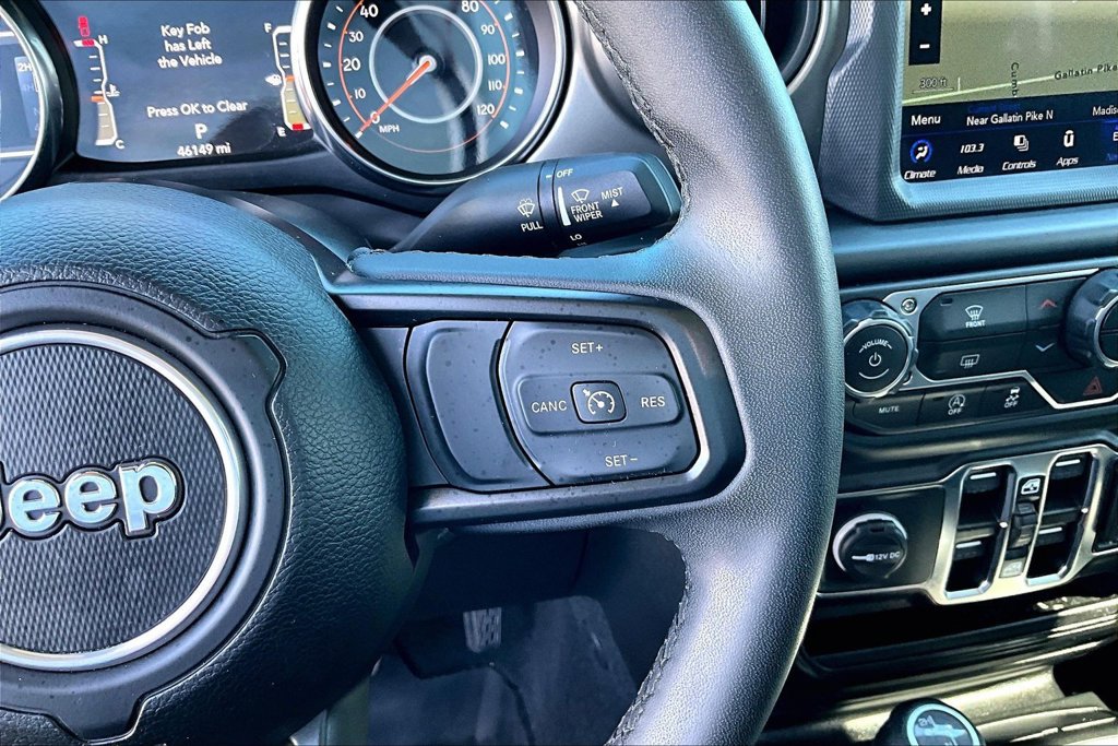 Used 2023 Jeep Gladiator Sport AWD/4WD image 15