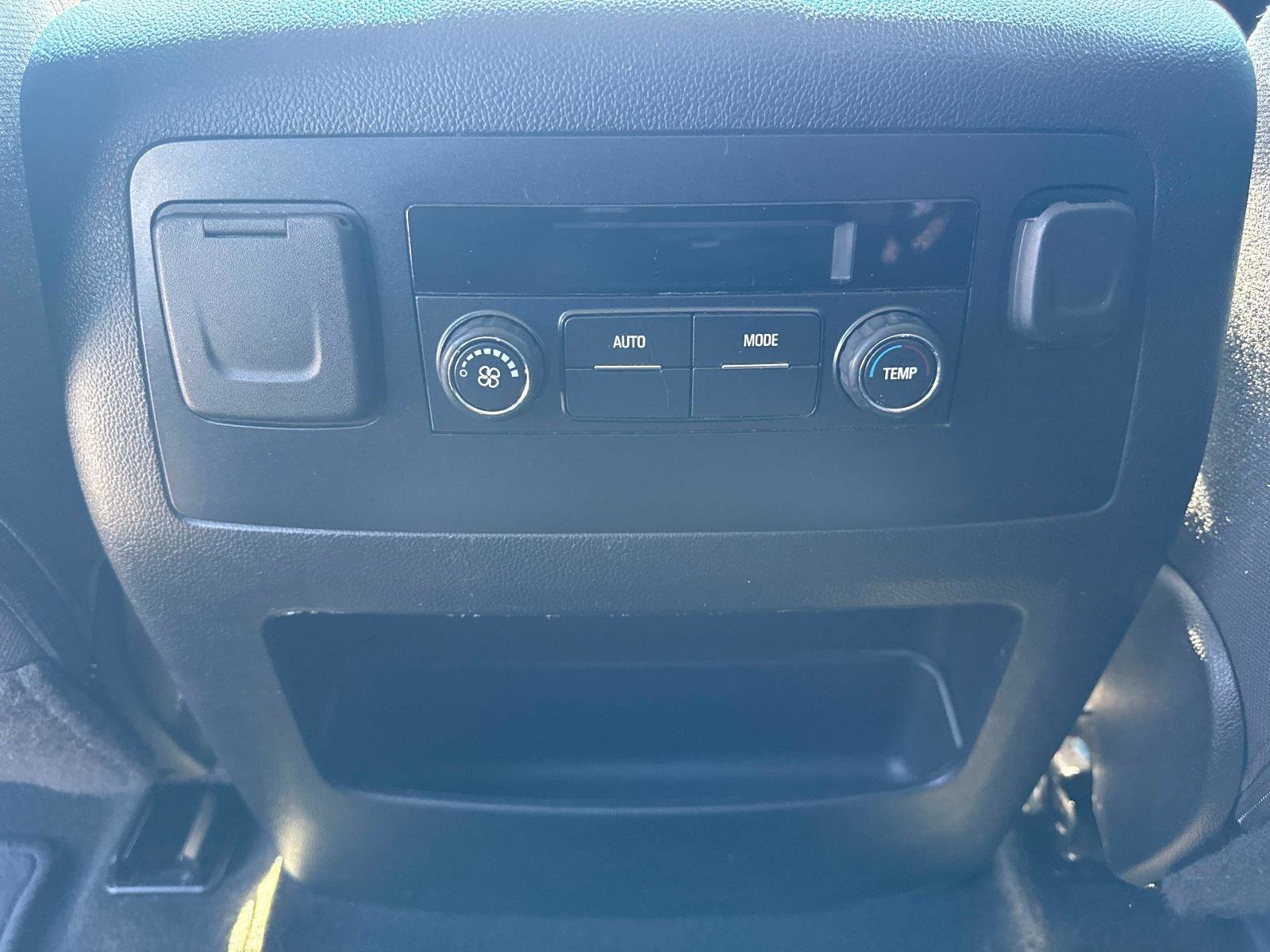 Used 2018 GMC Yukon SLE w/ Convenience Package image 20