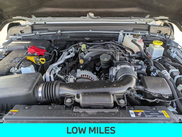 Used 2022 Jeep Gladiator Mojave w/ Cold Weather Group AWD/4WD image 13