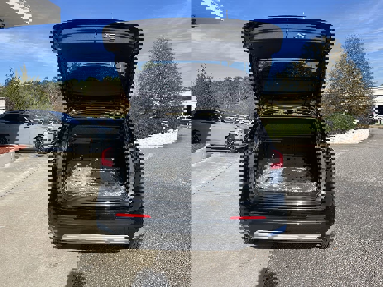 Used 2025 BMW X1 xDrive28i w/ Technology Package image 34