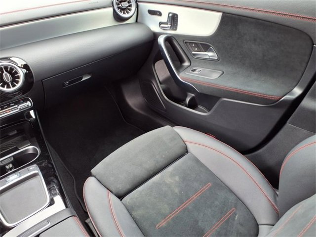 Used 2024 Mercedes-Benz CLA 250 4MATIC image 12