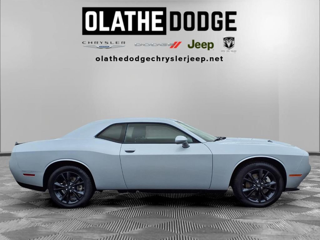 Used 2023 Dodge Challenger SXT w/ Blacktop Package image 26