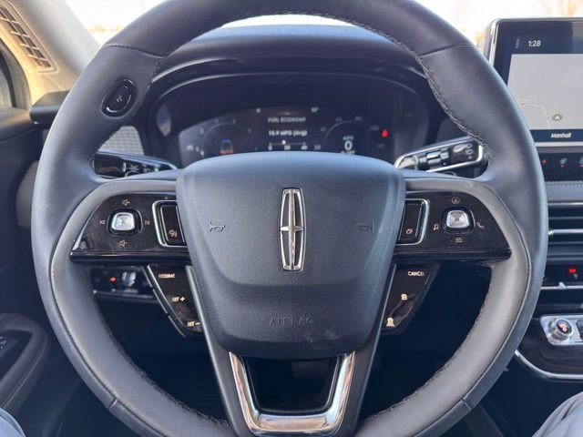 Used 2023 Lincoln Corsair AWD w/ Equipment Group 101A image 9