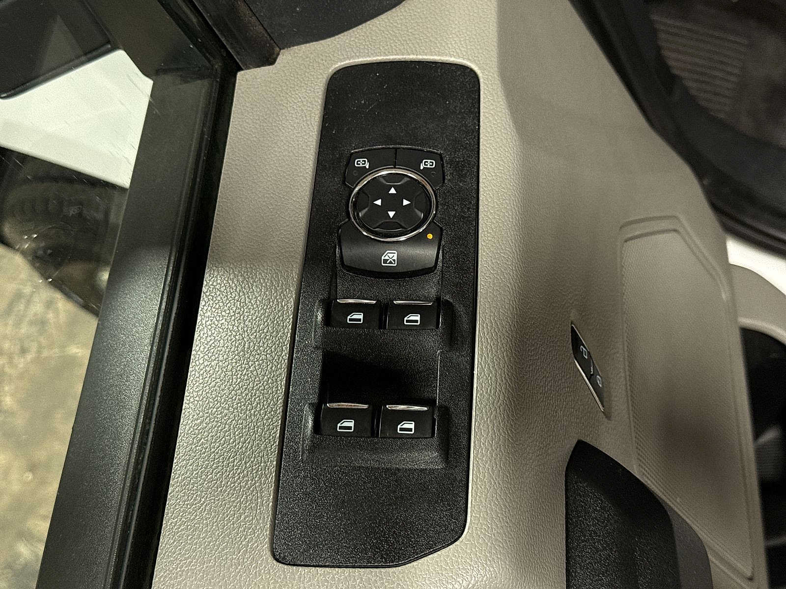 Used 2022 Ford F250 XL w/ Power Equipment Group AWD/4WD image 22