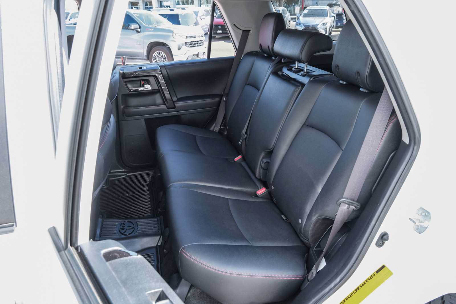 Used 2020 Toyota 4Runner Venture w/ Moonroof Package AWD/4WD image 27