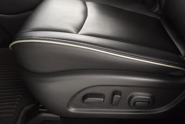 Used 2020 INFINITI QX60 Luxe w/ Edition 30 Essential Package image 40