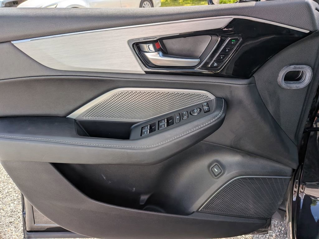 Used 2023 Acura MDX FWD w/ Technology Package image 33