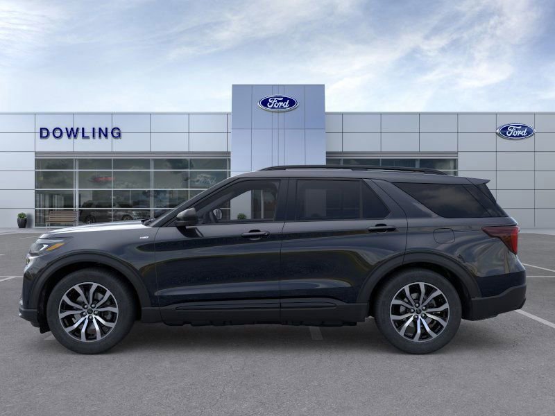 New 2026 Ford Explorer ST-Line image 3