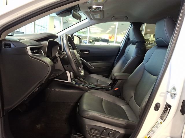 Used 2023 Toyota Corolla Cross XLE image 15