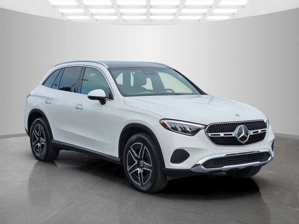 Used 2026 Mercedes-Benz GLC 300 image 8