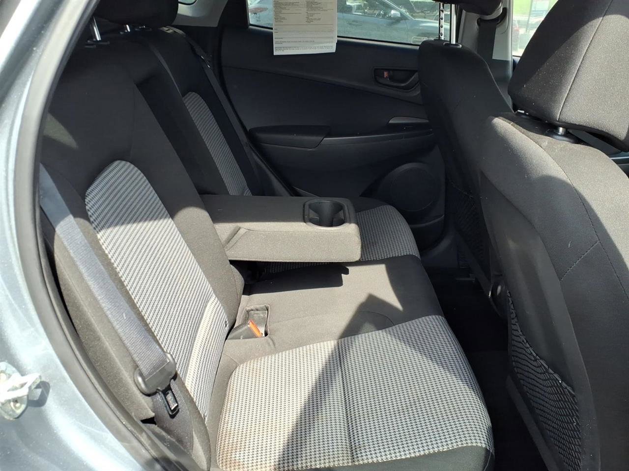 Used 2021 Hyundai Kona SEL FWD image 8