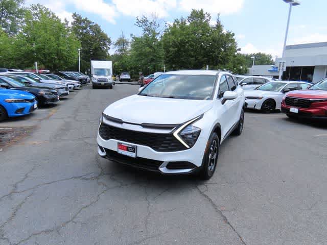 Used 2023 Kia Sportage LX AWD/4WD image 1