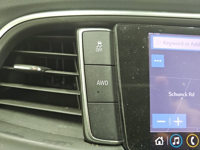 Used 2020 Buick Enclave Essence w/ Sound and Sites Package image 28