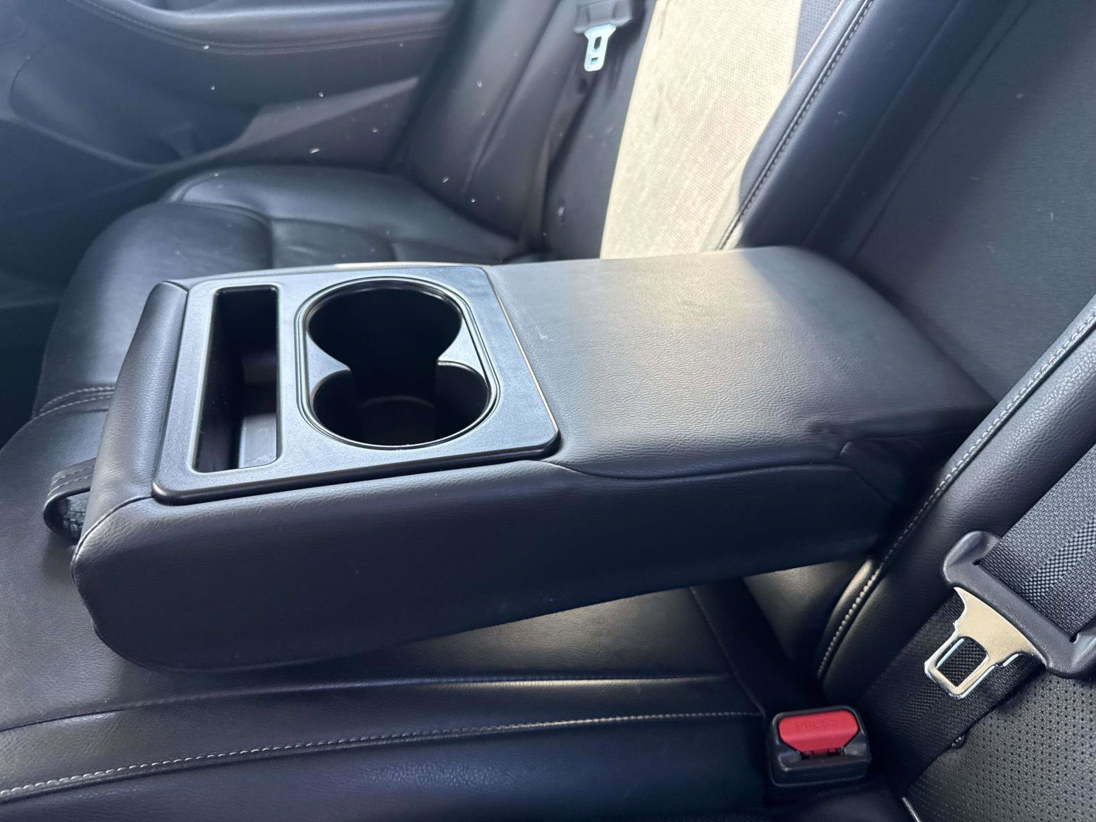Used 2020 Nissan Maxima 3.5 SV w/ Floor Mat Group FWD image 9