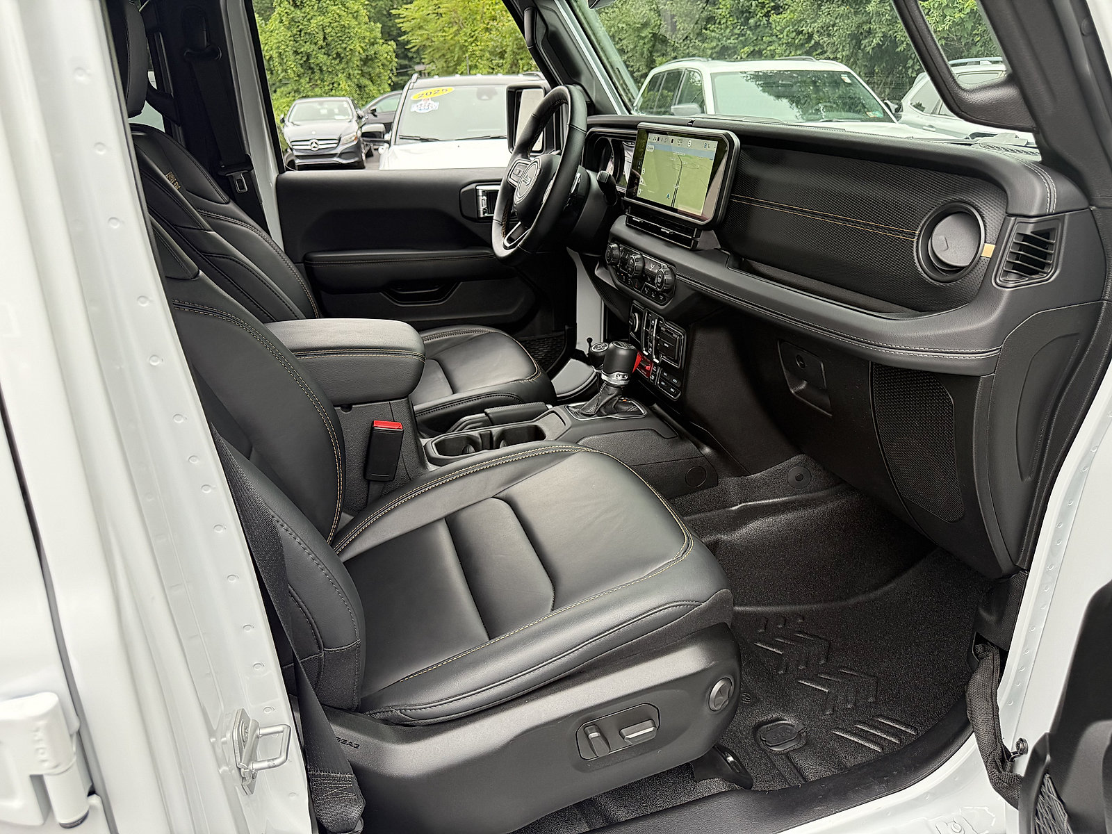 Certified 2025 Jeep Wrangler Unlimited Rubicon 392 AWD/4WD image 14